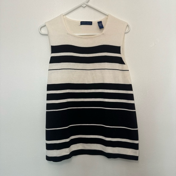 Karen Scott—Black and White Striped Sleeveless Knitted Top - Picture 1 of 4